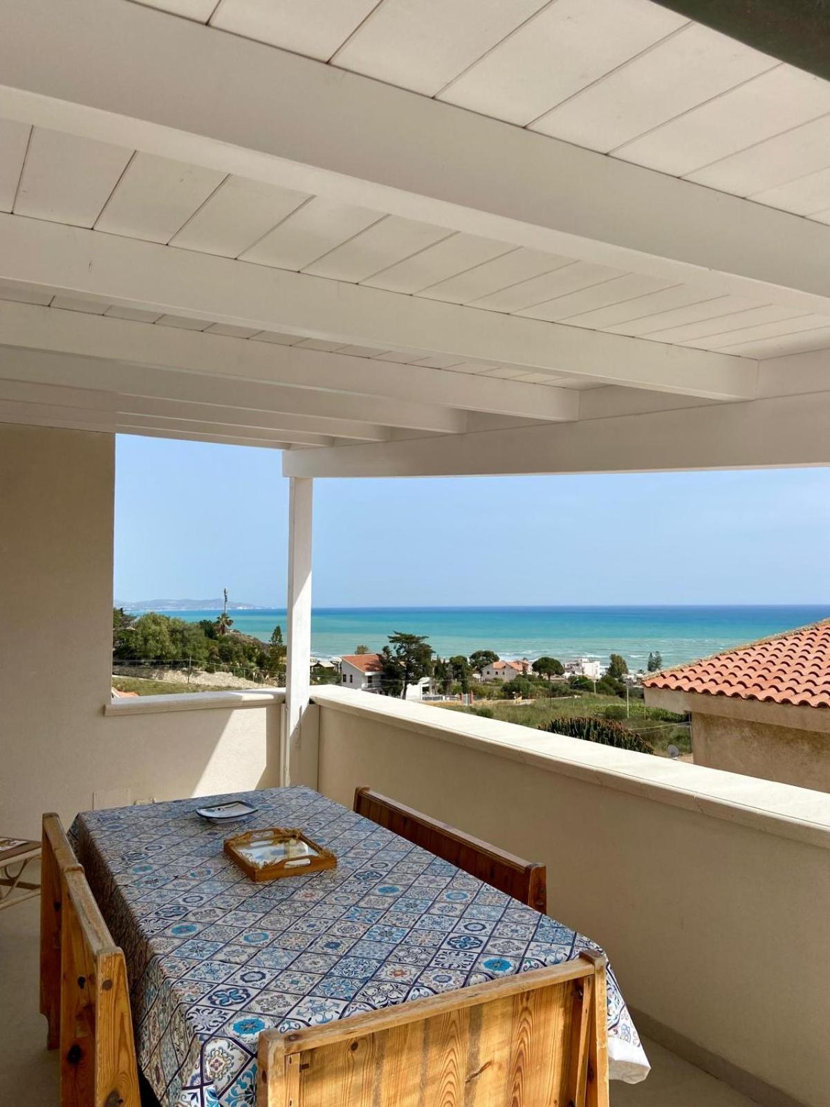 Villa La Terrazza Di Nonna Maria Realmonte Esterno foto